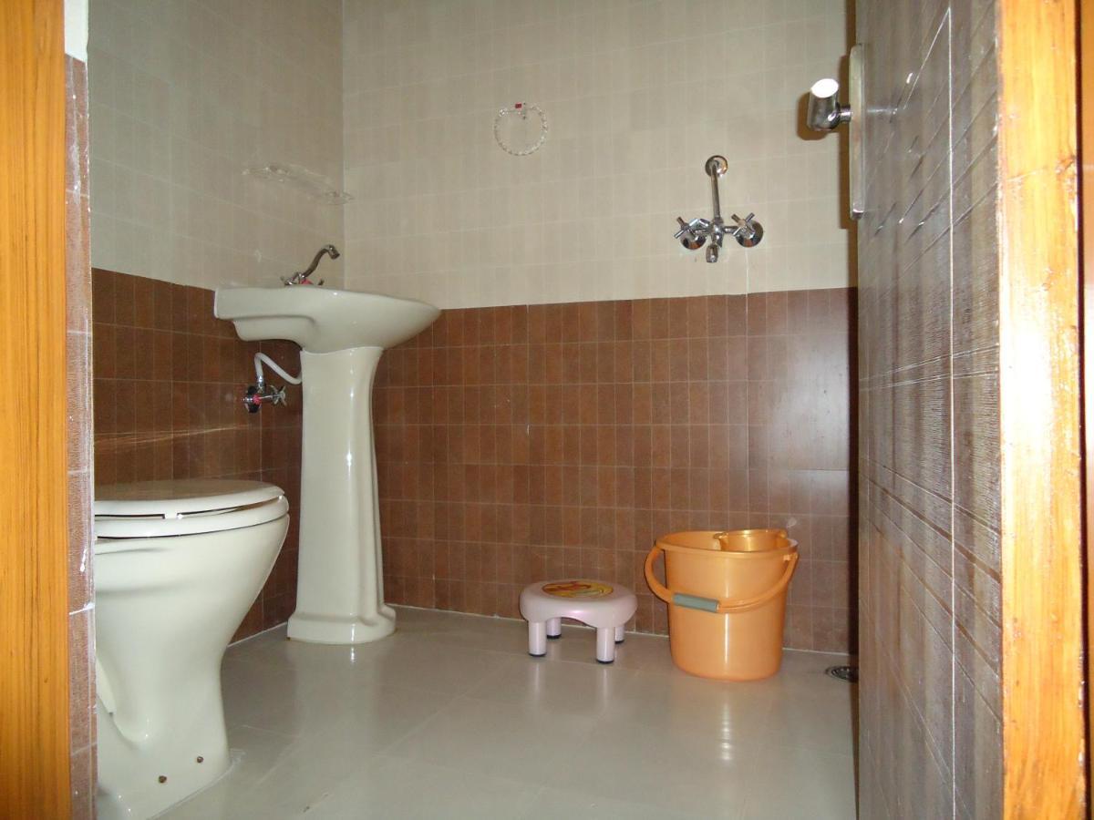 Basil Inn Home Stay Walking Distance From Taj Mahal Agra Agra  Εξωτερικό φωτογραφία