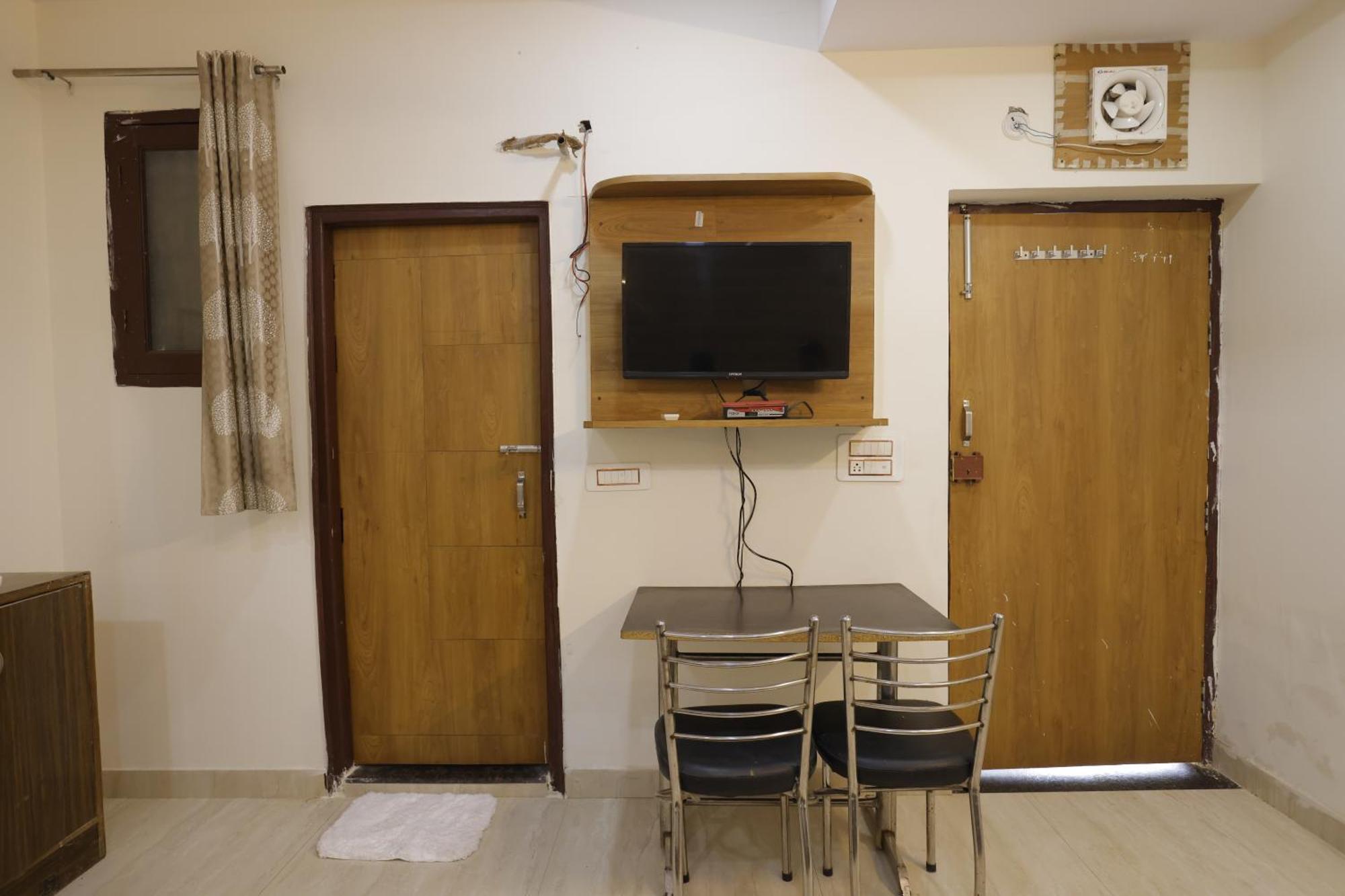 Basil Inn Home Stay Walking Distance From Taj Mahal Agra Agra  Εξωτερικό φωτογραφία